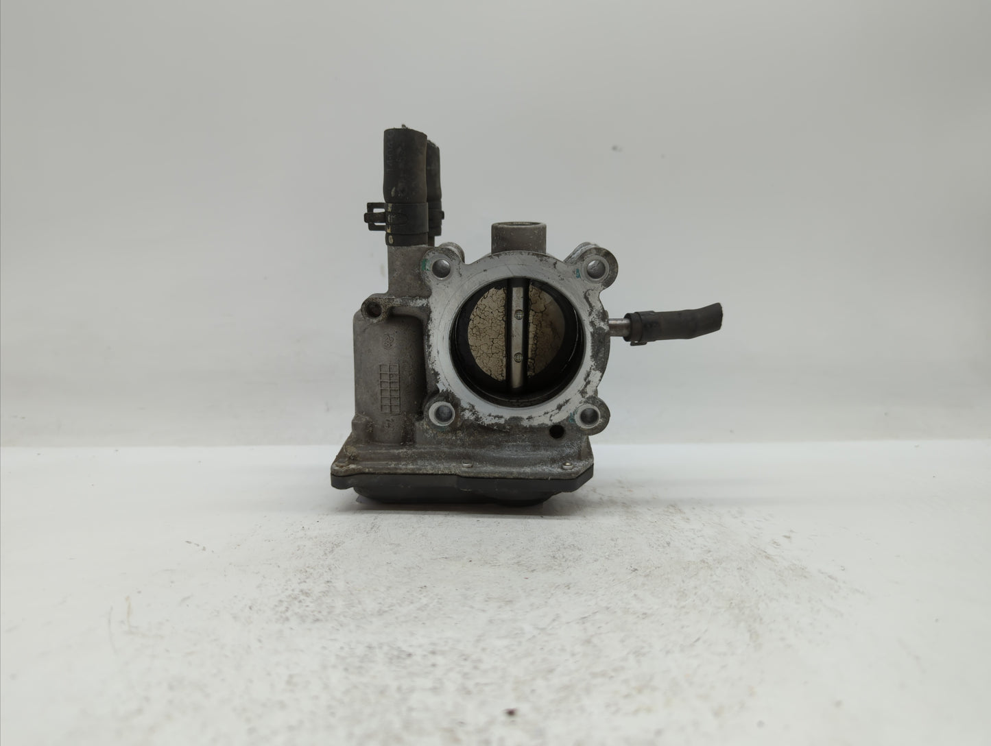 2012-2017 Hyundai Veloster Throttle Body P/N:35100-2B310 5302-1S02, 35100-2B300 Fits Fits 2012 2013 2014 2015 2016 2017 2018