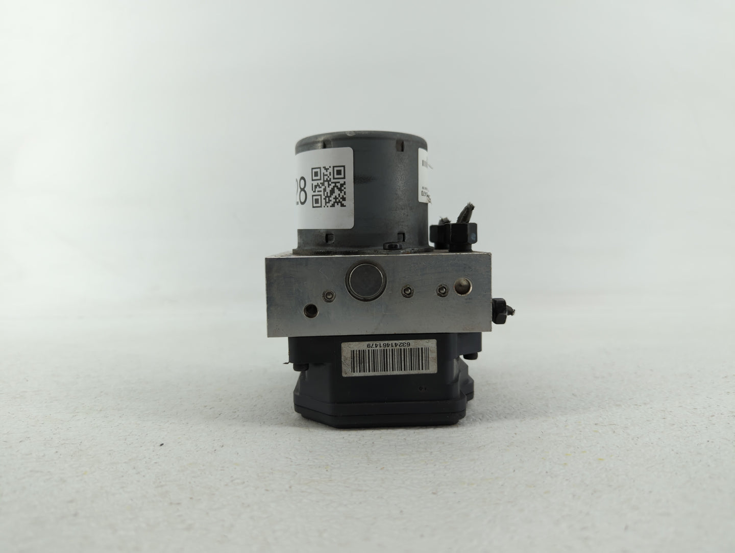 2014 Hyundai Veloster ABS Pump Control Module Replacement P/N:58920-2V470 Fits OEM Used Auto Parts - Oemusedautoparts1.com