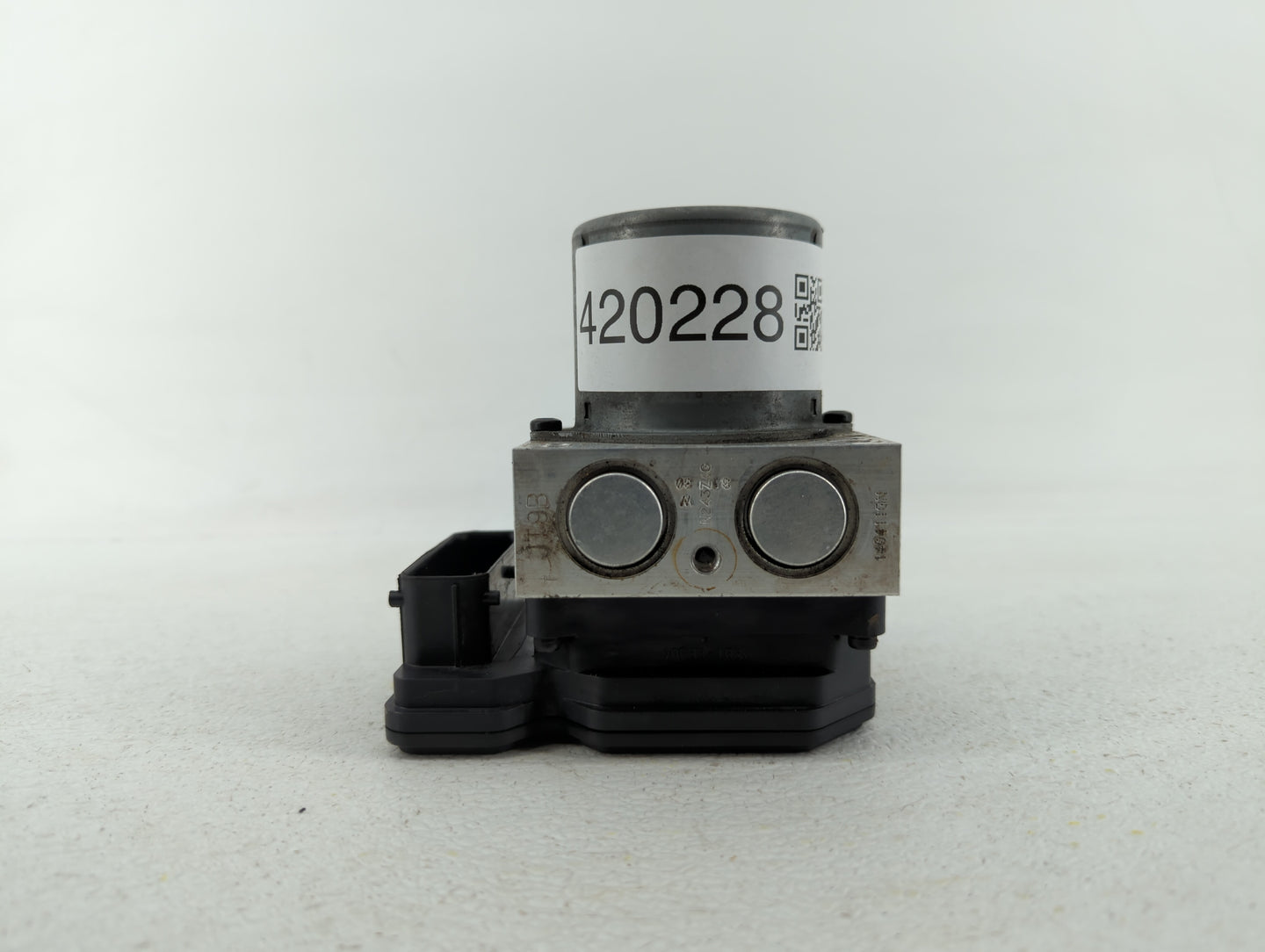 2014 Hyundai Veloster ABS Pump Control Module Replacement P/N:58920-2V470 Fits OEM Used Auto Parts - Oemusedautoparts1.com