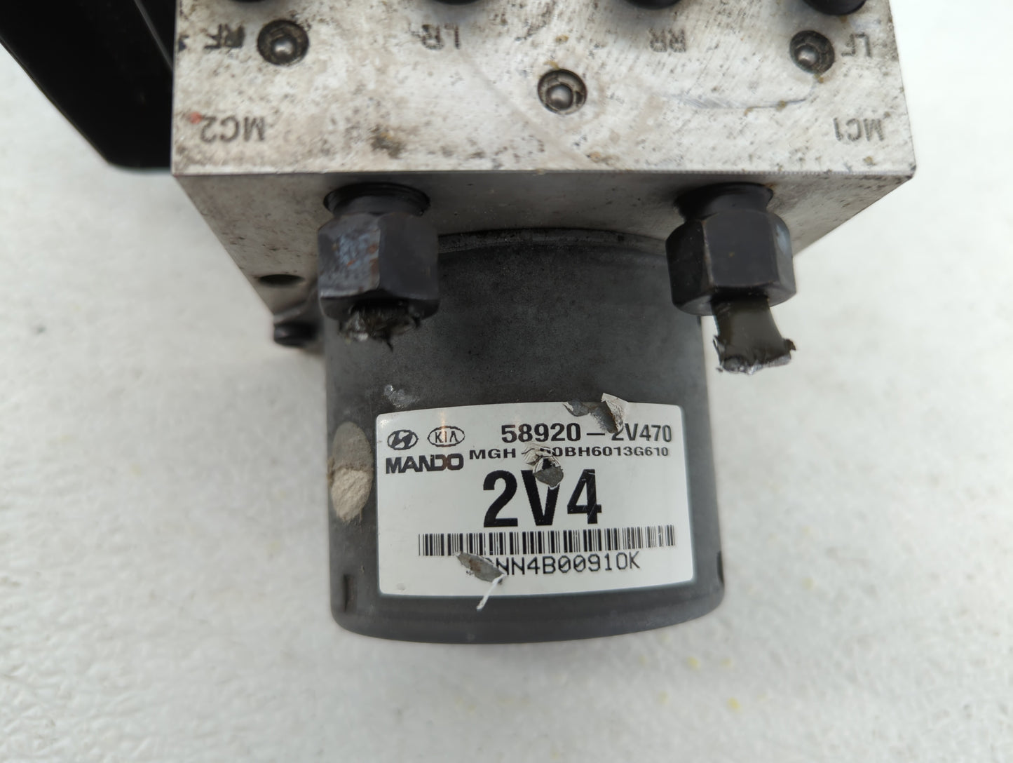 2014 Hyundai Veloster ABS Pump Control Module Replacement P/N:58920-2V470 Fits OEM Used Auto Parts - Oemusedautoparts1.com