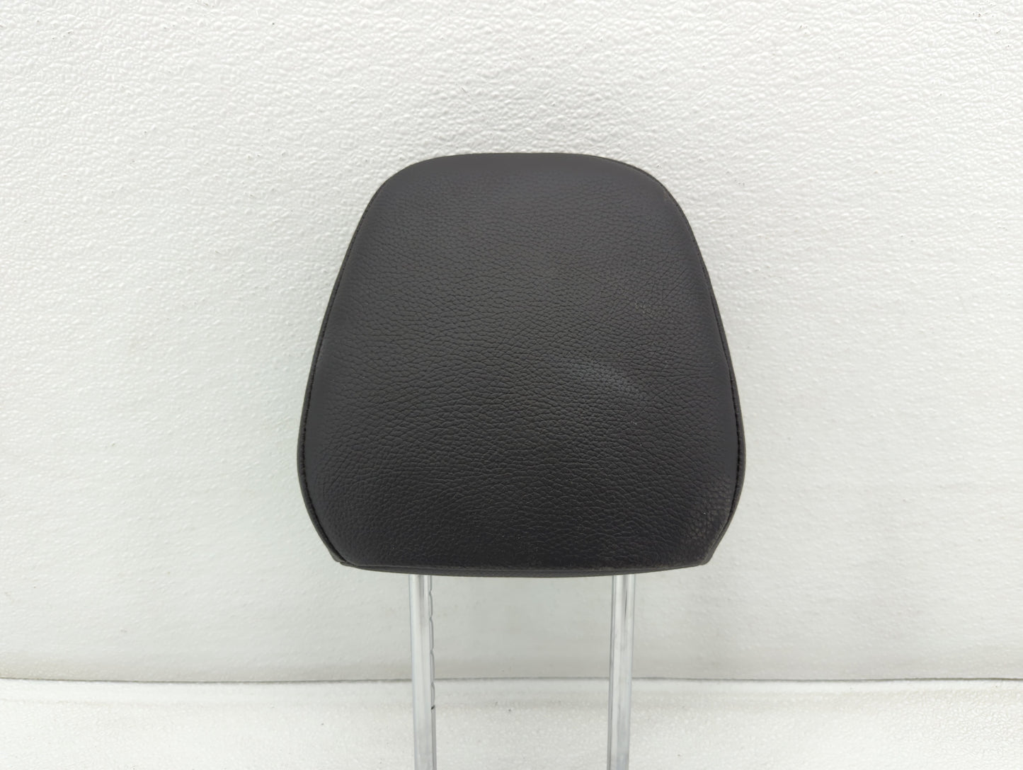 2013-2015 Hyundai Veloster Headrest Head Rest Front Driver Passenger Seat Fits Fits 2013 2014 2015 OEM Used Auto Parts - Oem