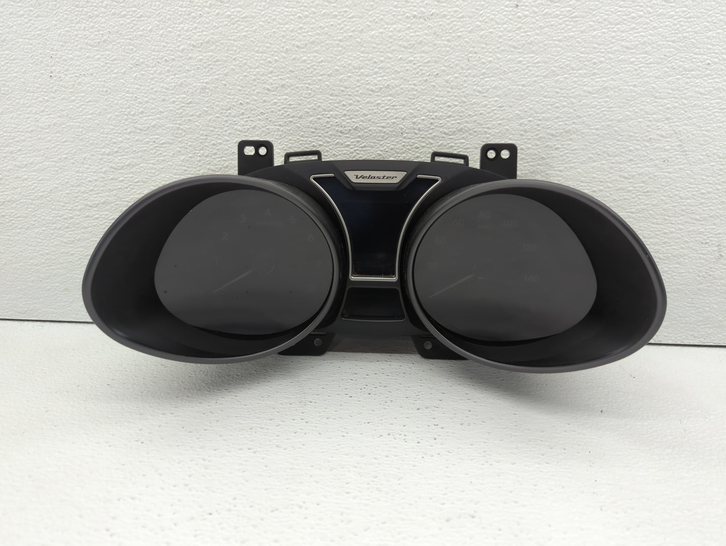 2012-2015 Hyundai Veloster Instrument Cluster Speedometer Gauges P/N:94001-2V321RDR 94011-2V321PD5 Fits Fits 2012 2013 2014 