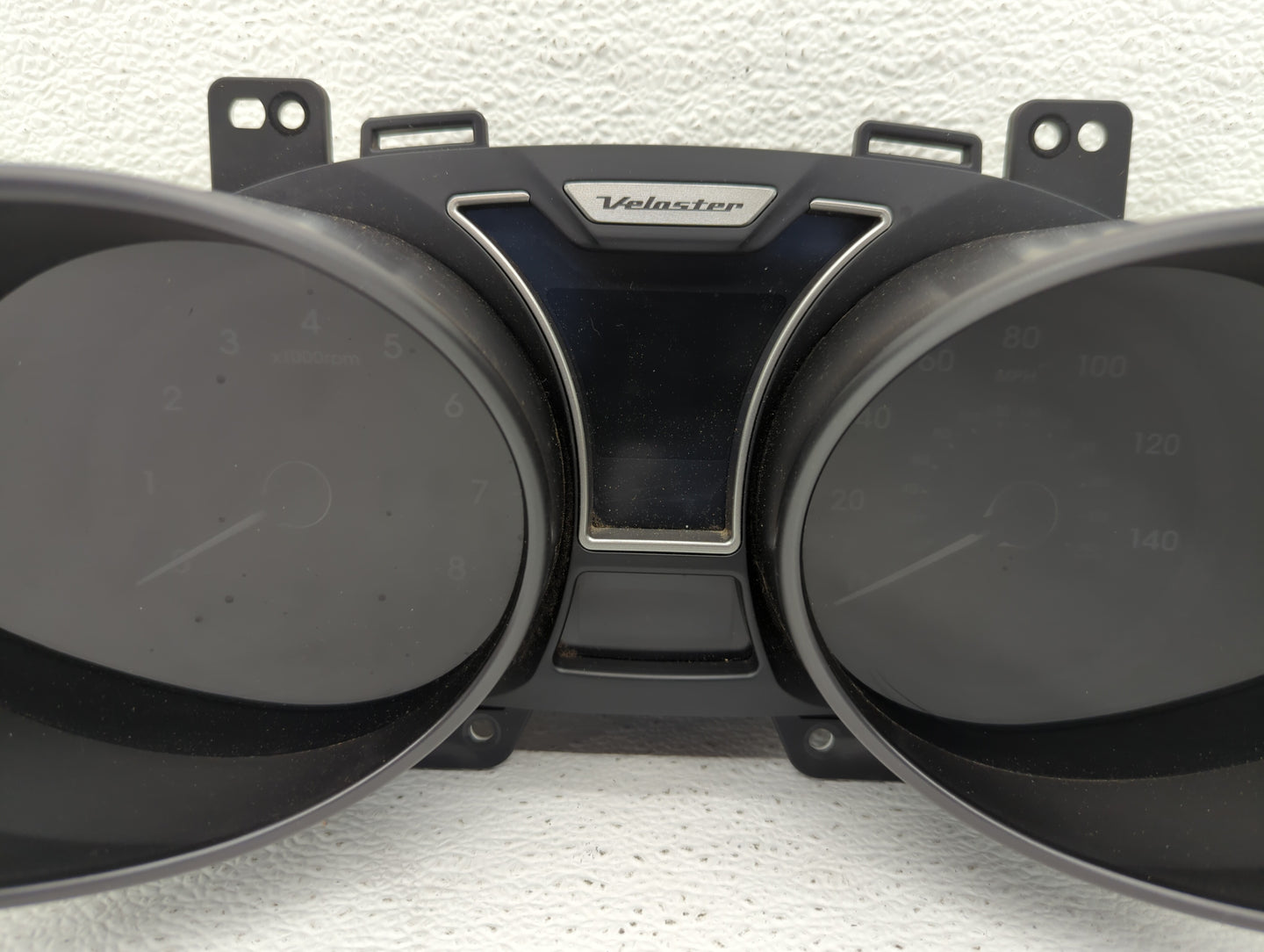 2012-2015 Hyundai Veloster Instrument Cluster Speedometer Gauges P/N:94001-2V321RDR 94011-2V321PD5 Fits Fits 2012 2013 2014 