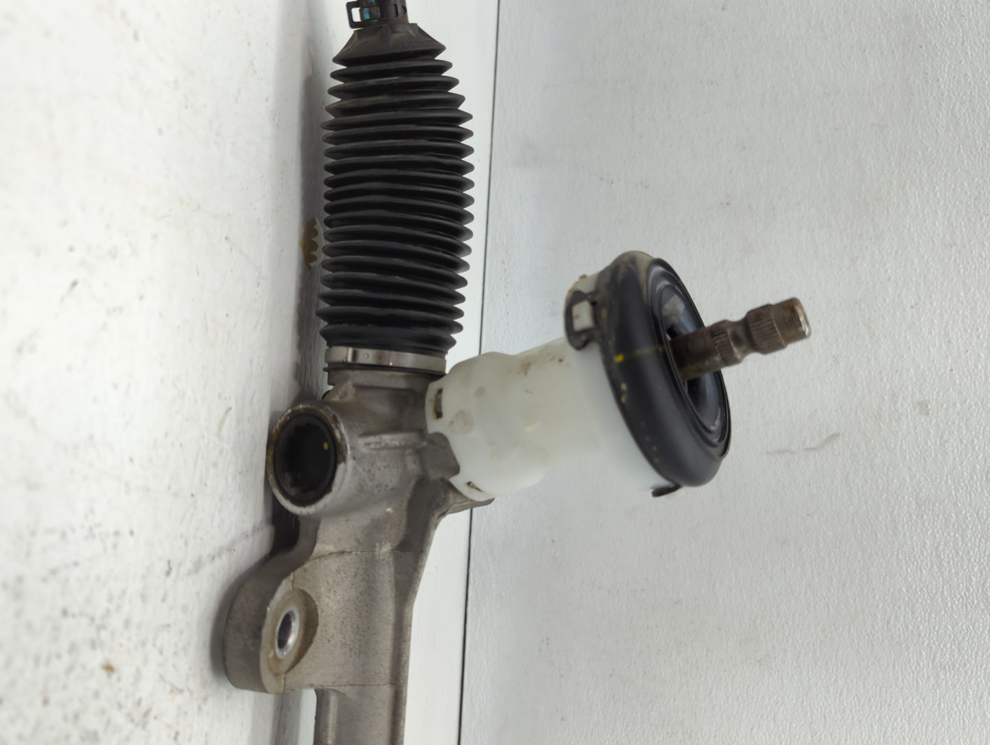 2012-2017 Hyundai Veloster Rack and Pinion Steering Gear P/N:JK LDA31B2428 565003X100 Fits Fits 2012 2013 2014 2015 2016 201
