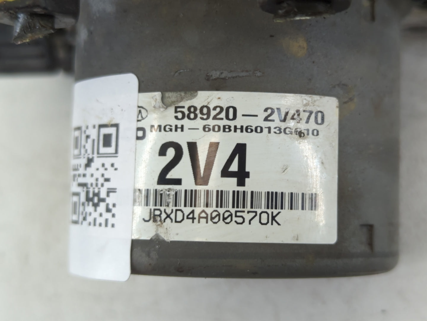 2014 Hyundai Veloster ABS Pump Control Module Replacement P/N:58920-2V470 Fits OEM Used Auto Parts - Oemusedautoparts1.com
