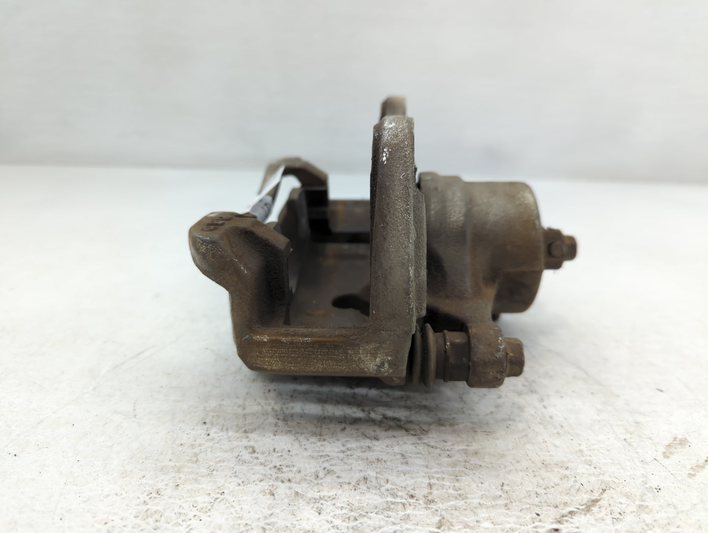 2012-2015 Hyundai Veloster Rear Passenger Right Brake Caliper - Oemusedautoparts1.com