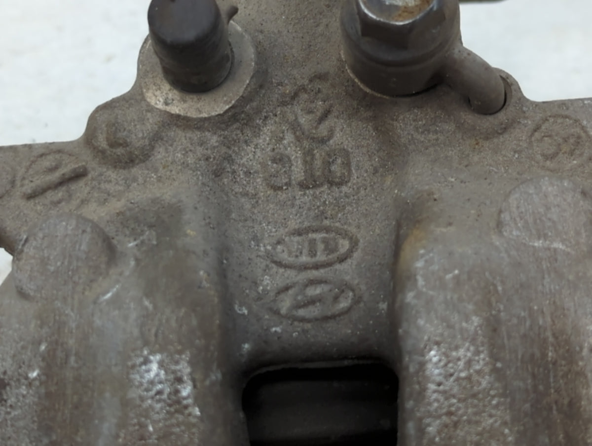 2012-2015 Hyundai Veloster Rear Driver Left Brake Caliper 775506 - Oemusedautoparts1.com
