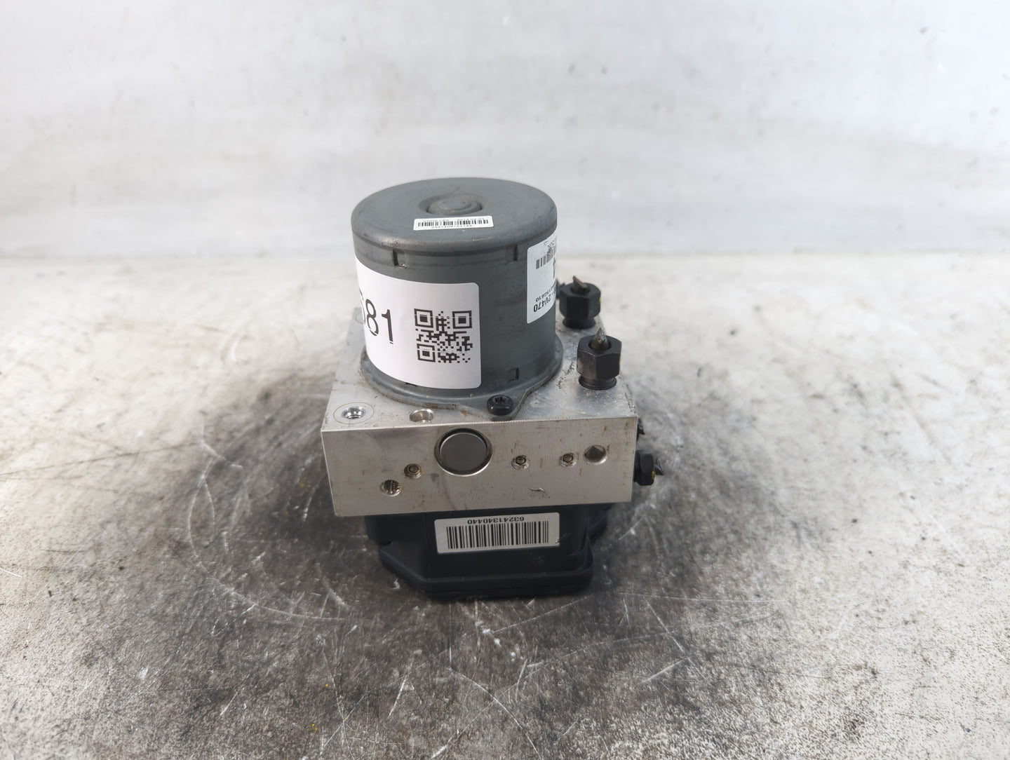2014 Hyundai Veloster ABS Pump Control Module Replacement P/N:58920-2V470 Fits OEM Used Auto Parts - Oemusedautoparts1.com
