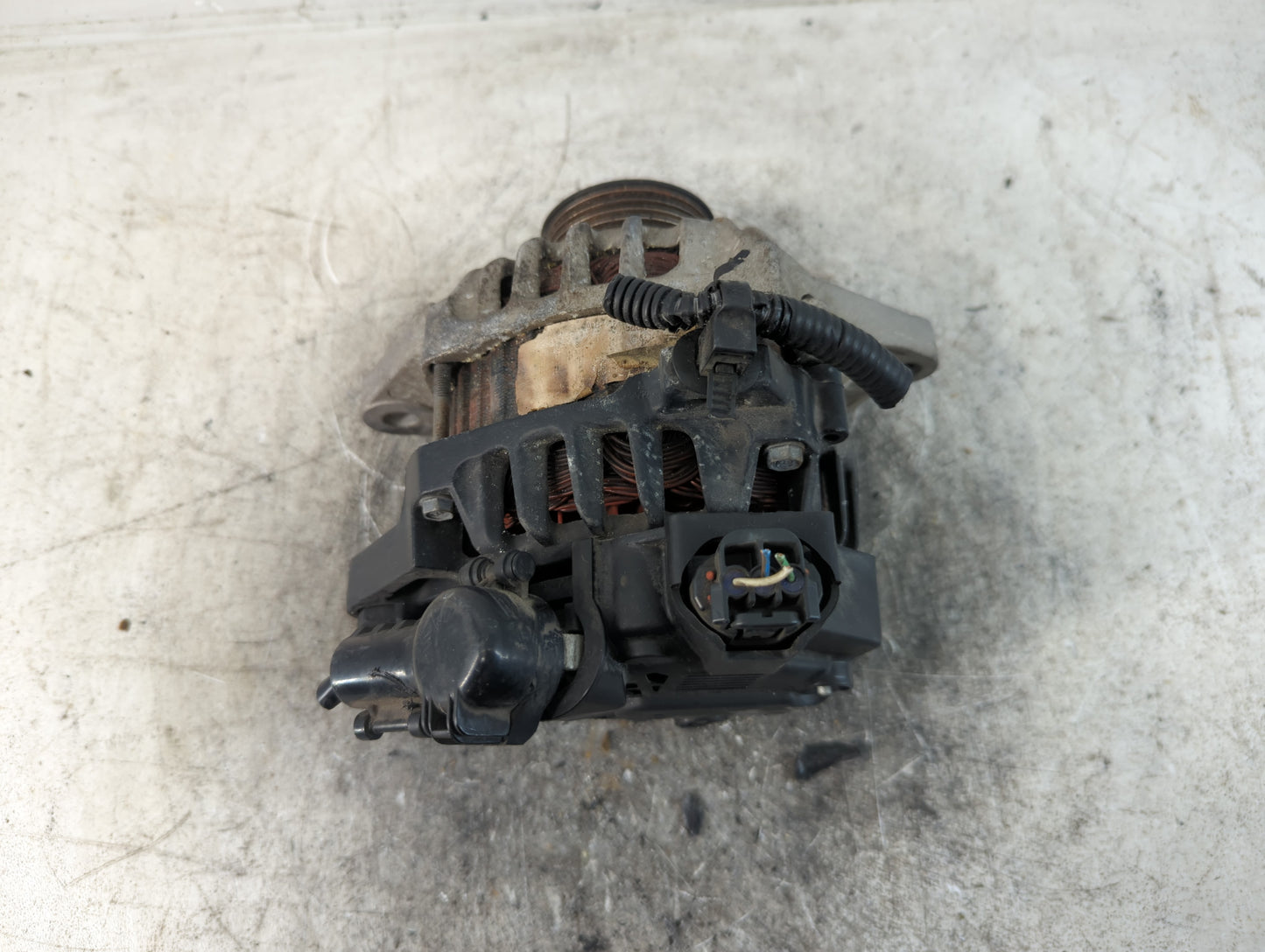 2012-2017 Hyundai Veloster Alternator Replacement Generator Charging Assembly Engine OEM P/N:37300-2B300 2607372 Fits OEM Us