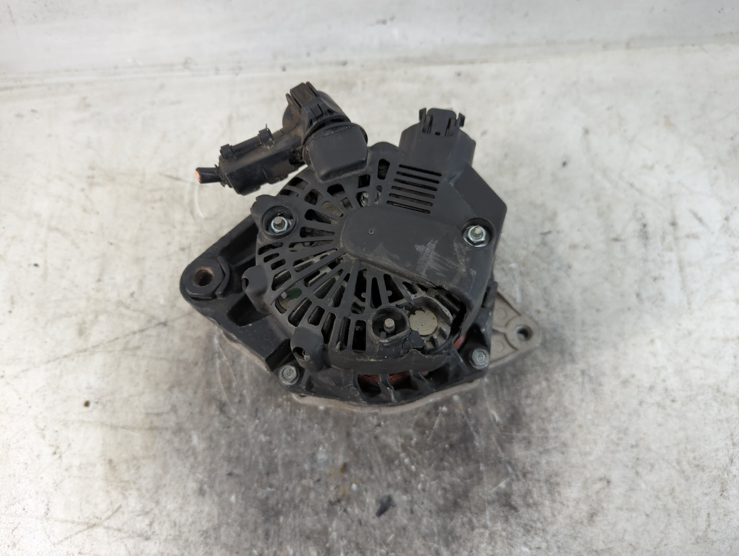 2012-2017 Hyundai Veloster Alternator Replacement Generator Charging Assembly Engine OEM P/N:37300-2B300 2607372 Fits OEM Us