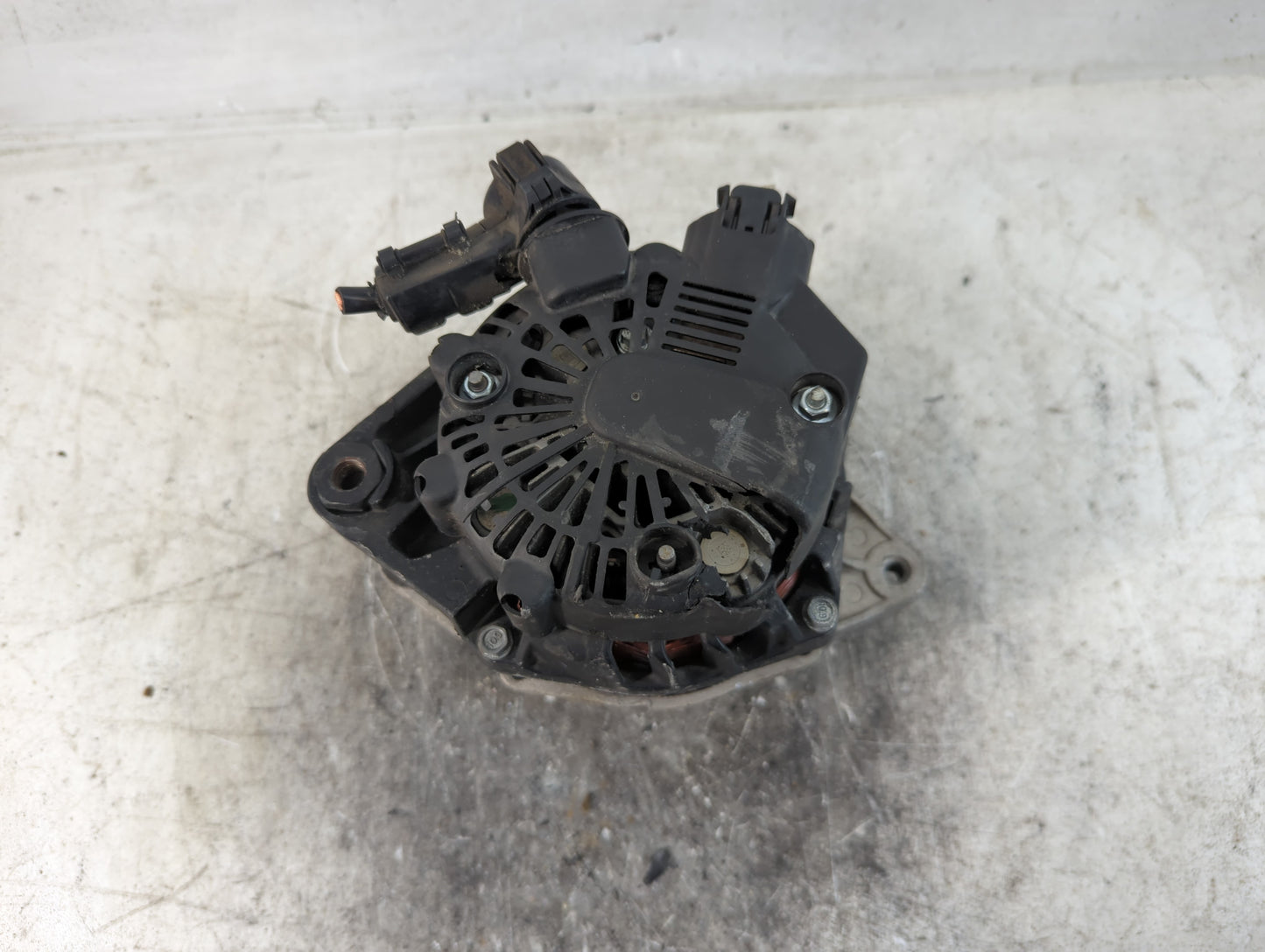 2012-2017 Hyundai Veloster Alternator Replacement Generator Charging Assembly Engine OEM P/N:37300-2B300 2607372 Fits OEM Us