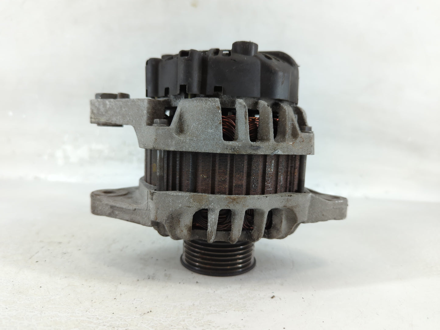 2012-2017 Hyundai Veloster Alternator Replacement Generator Charging Assembly Engine OEM P/N:37300-2B300 2607372 Fits OEM Us