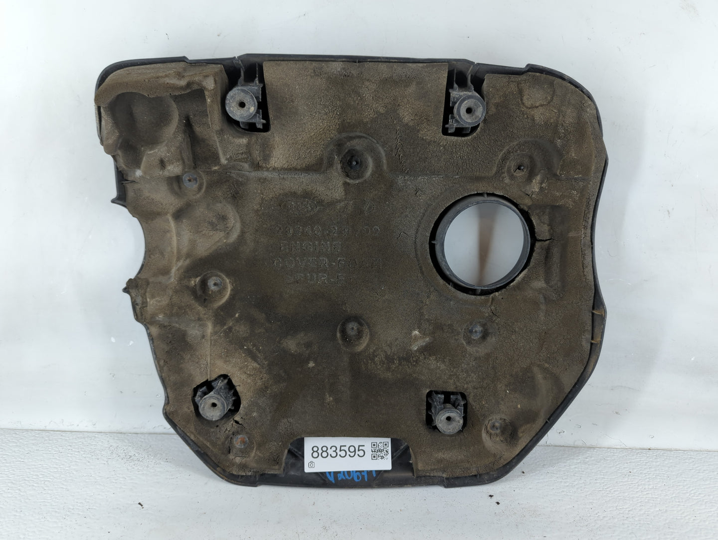2014 Hyundai Veloster Engine Cover - Oemusedautoparts1.com