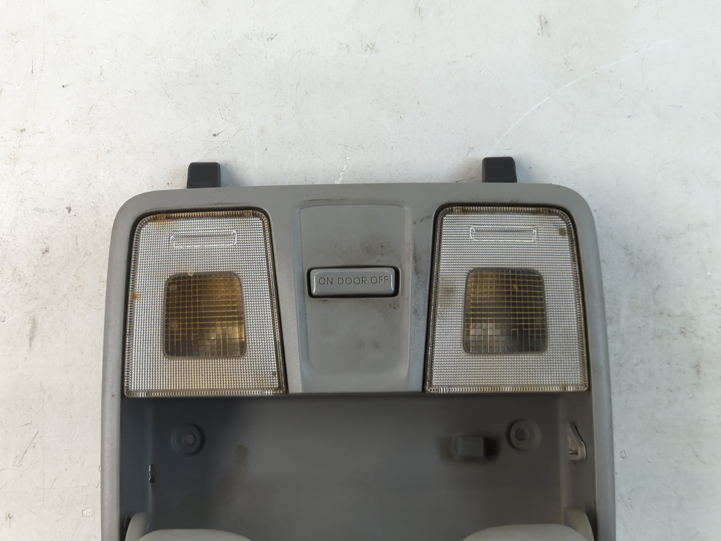 2014 Hyundai Veloster Overhead Roof Console - Oemusedautoparts1.com