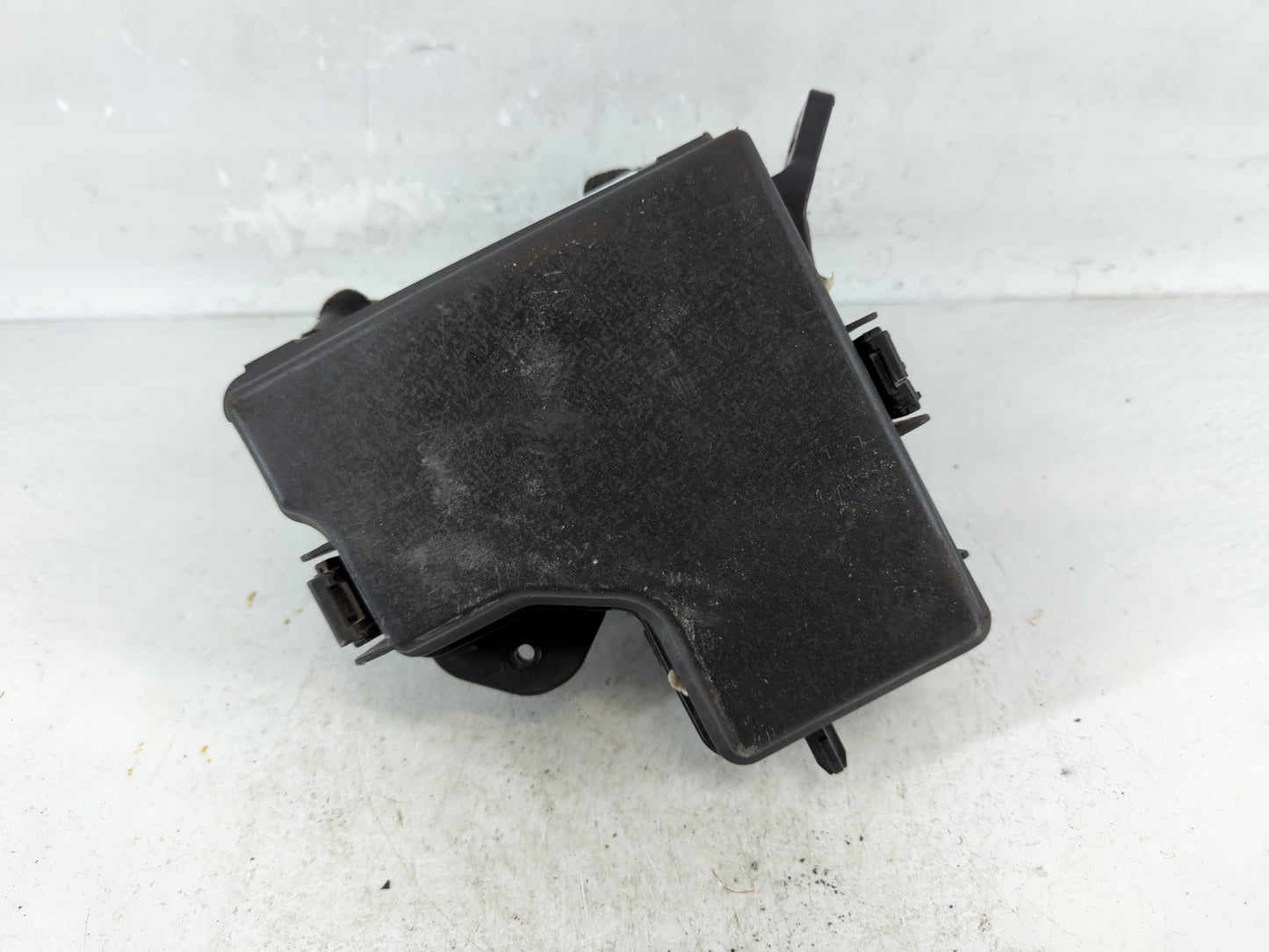 2012-2014 Hyundai Veloster Fusebox Fuse Box Panel Relay Module P/N:131220 0045R1, 91236 2V057 Fits Fits 2012 2013 2014 OEM U