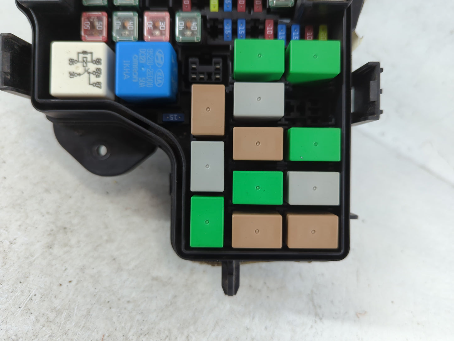 2012-2014 Hyundai Veloster Fusebox Fuse Box Panel Relay Module P/N:131220 0045R1, 91236 2V057 Fits Fits 2012 2013 2014 OEM U