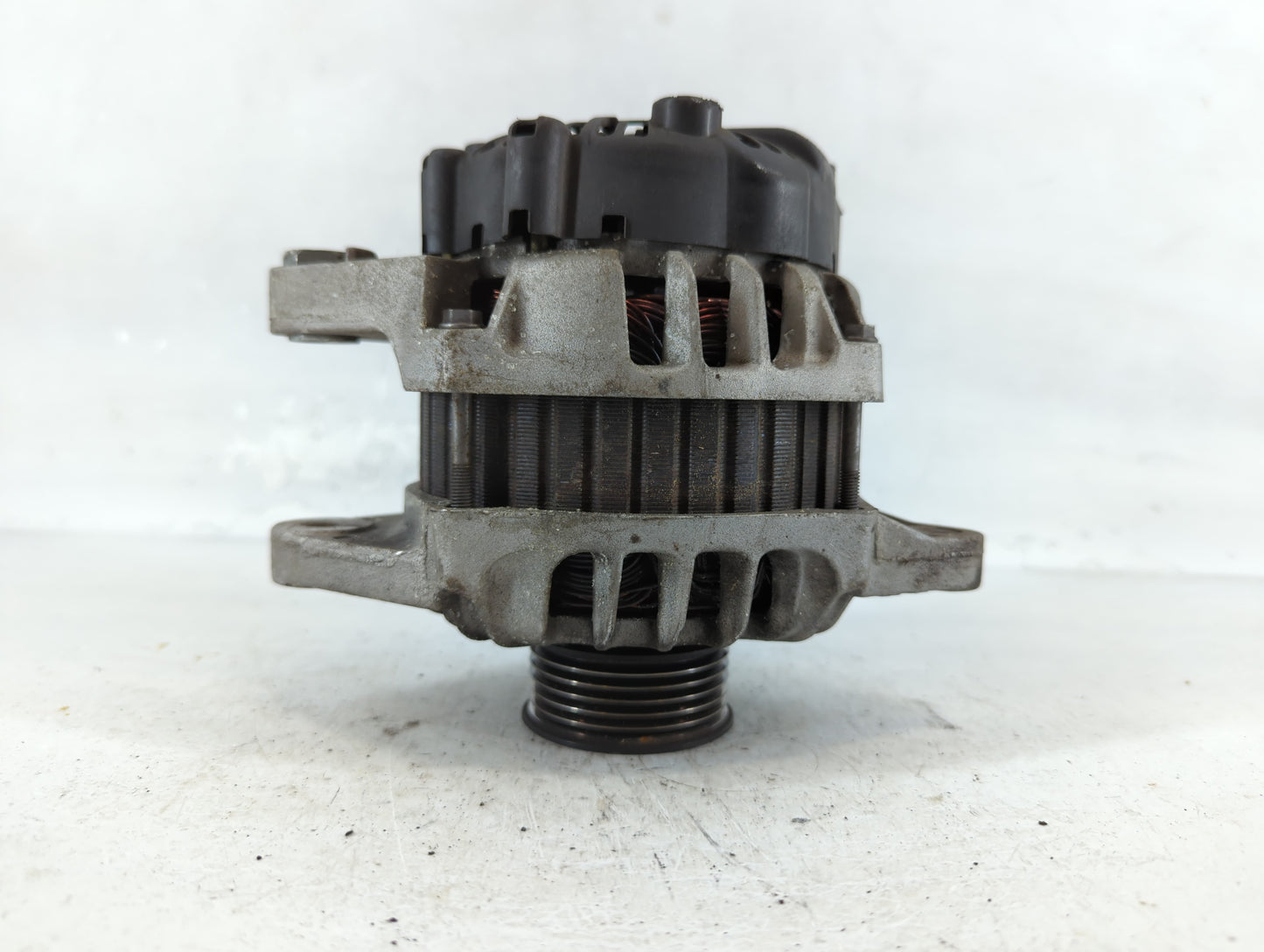 2012-2017 Hyundai Veloster Alternator Replacement Generator Charging Assembly Engine OEM P/N:2607372 37300-2B300 Fits OEM Us