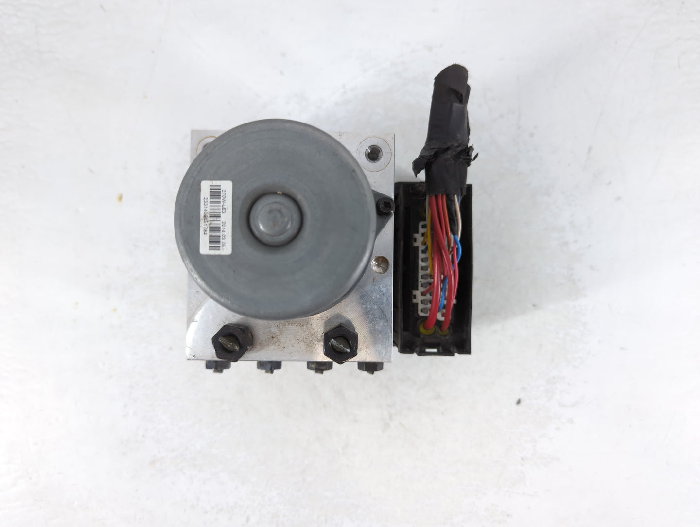 2014 Hyundai Veloster ABS Pump Control Module Replacement P/N:58920-2V470 Fits OEM Used Auto Parts - Oemusedautoparts1.com