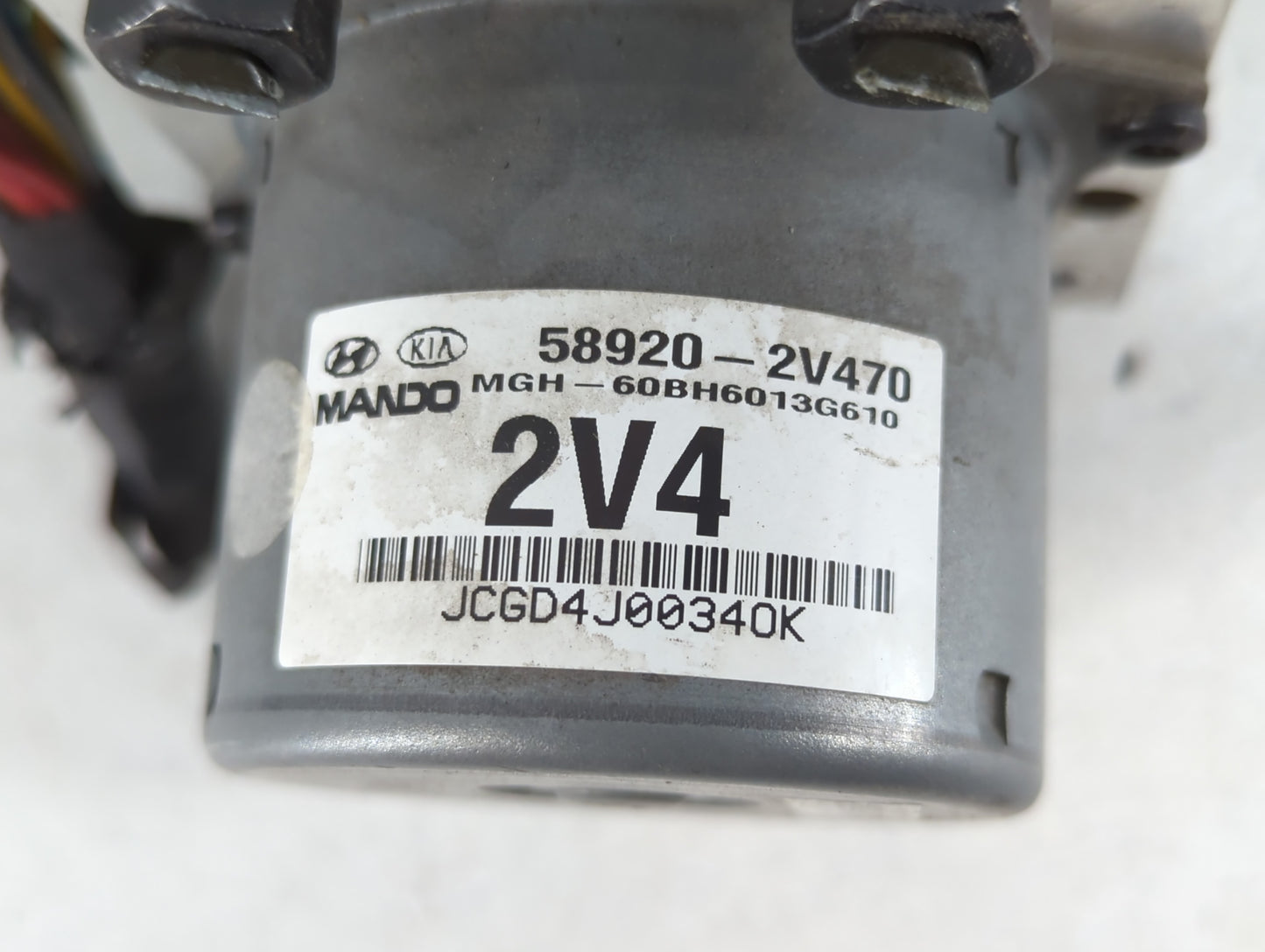 2014 Hyundai Veloster ABS Pump Control Module Replacement P/N:58920-2V470 Fits OEM Used Auto Parts - Oemusedautoparts1.com