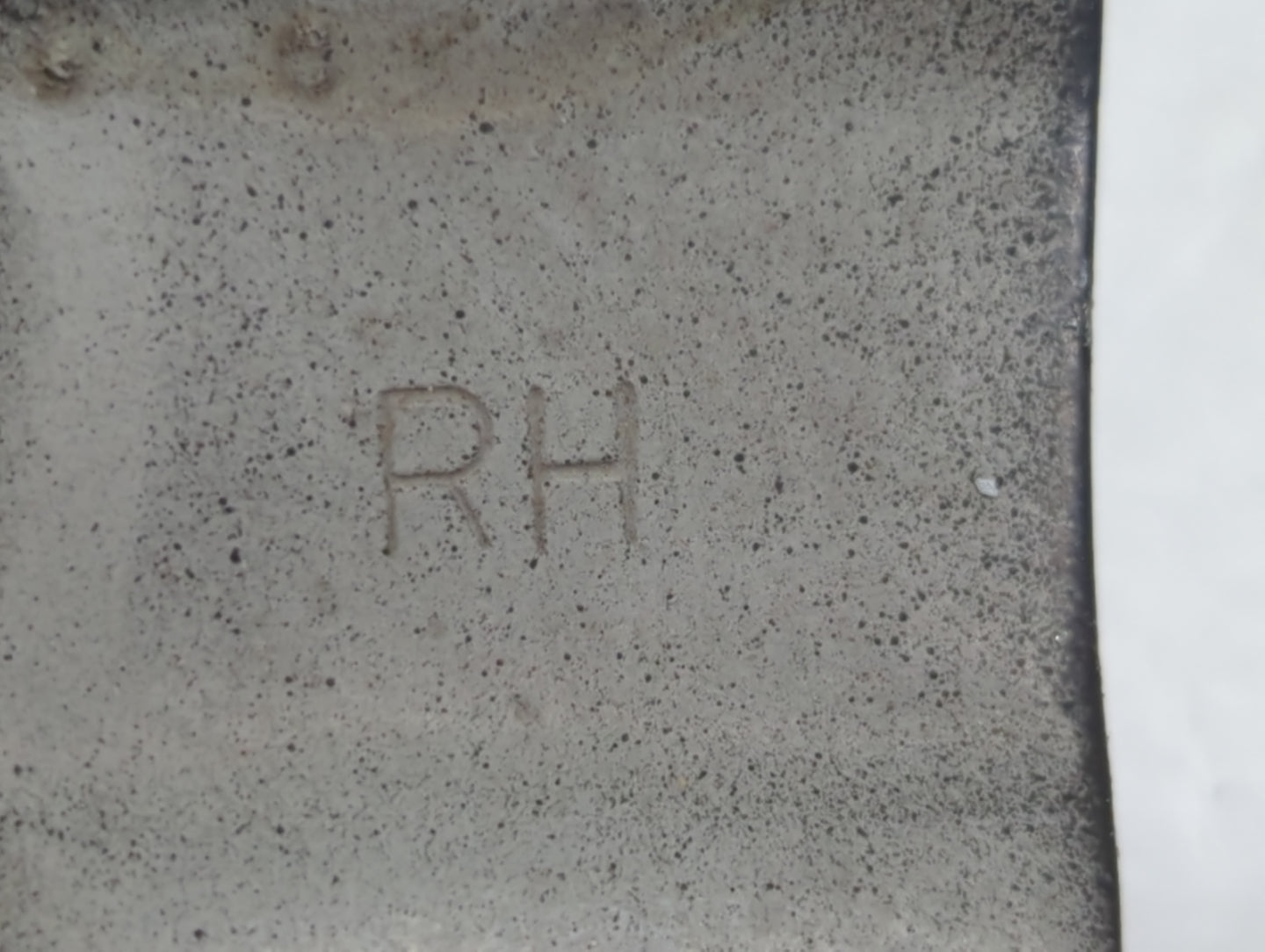 2014 Hyundai Veloster Passenger Right Hood Hinge - Oemusedautoparts1.com