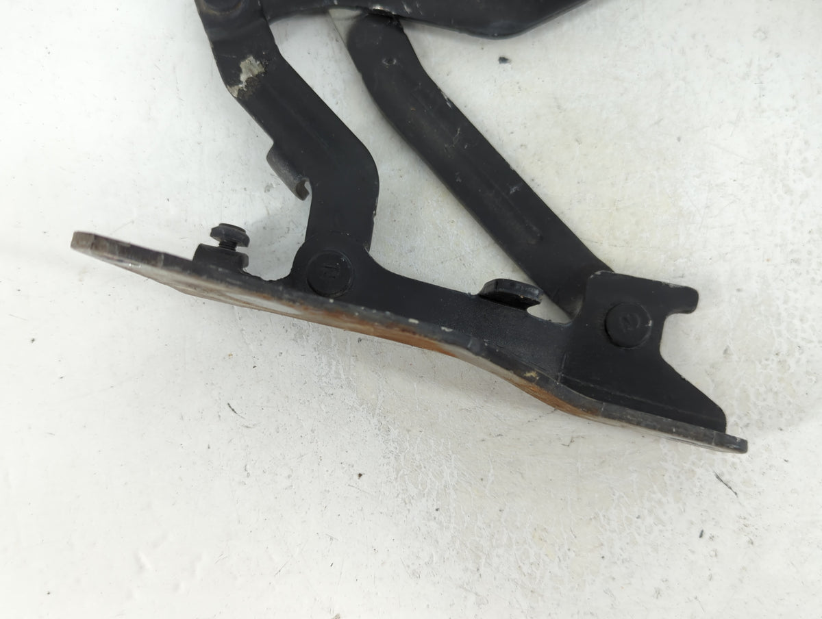 2014 Hyundai Veloster Driver Left Hood Hinge - Oemusedautoparts1.com