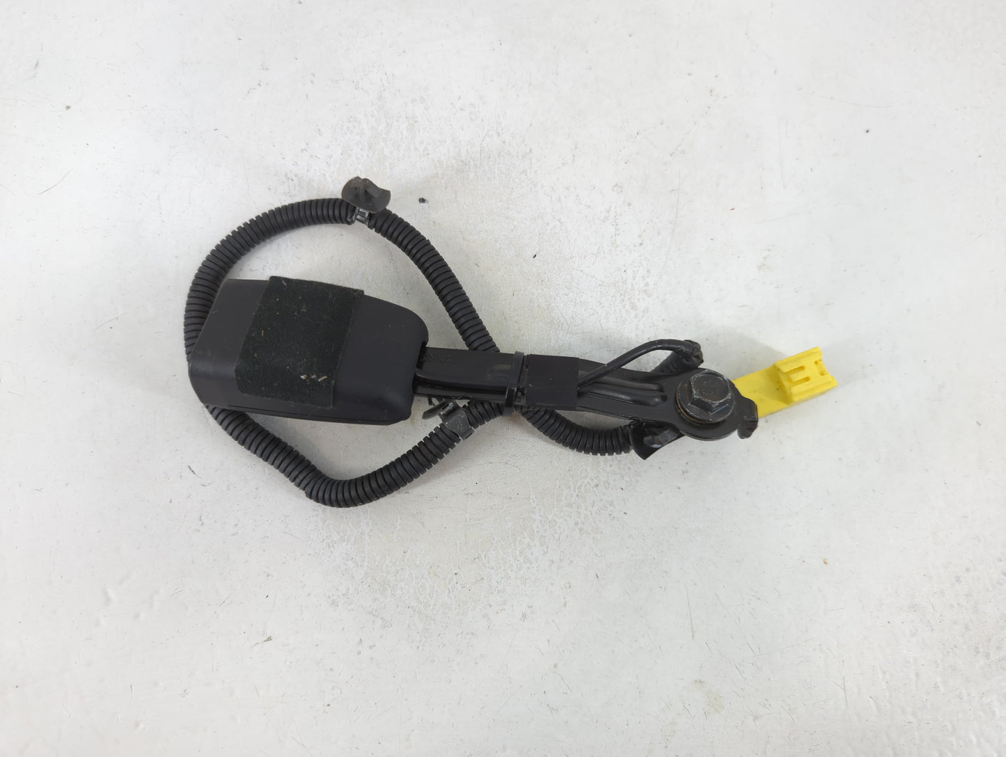 2012-2017 Hyundai Veloster Passenger Front Seatbelt Buckle - Oemusedautoparts1.com