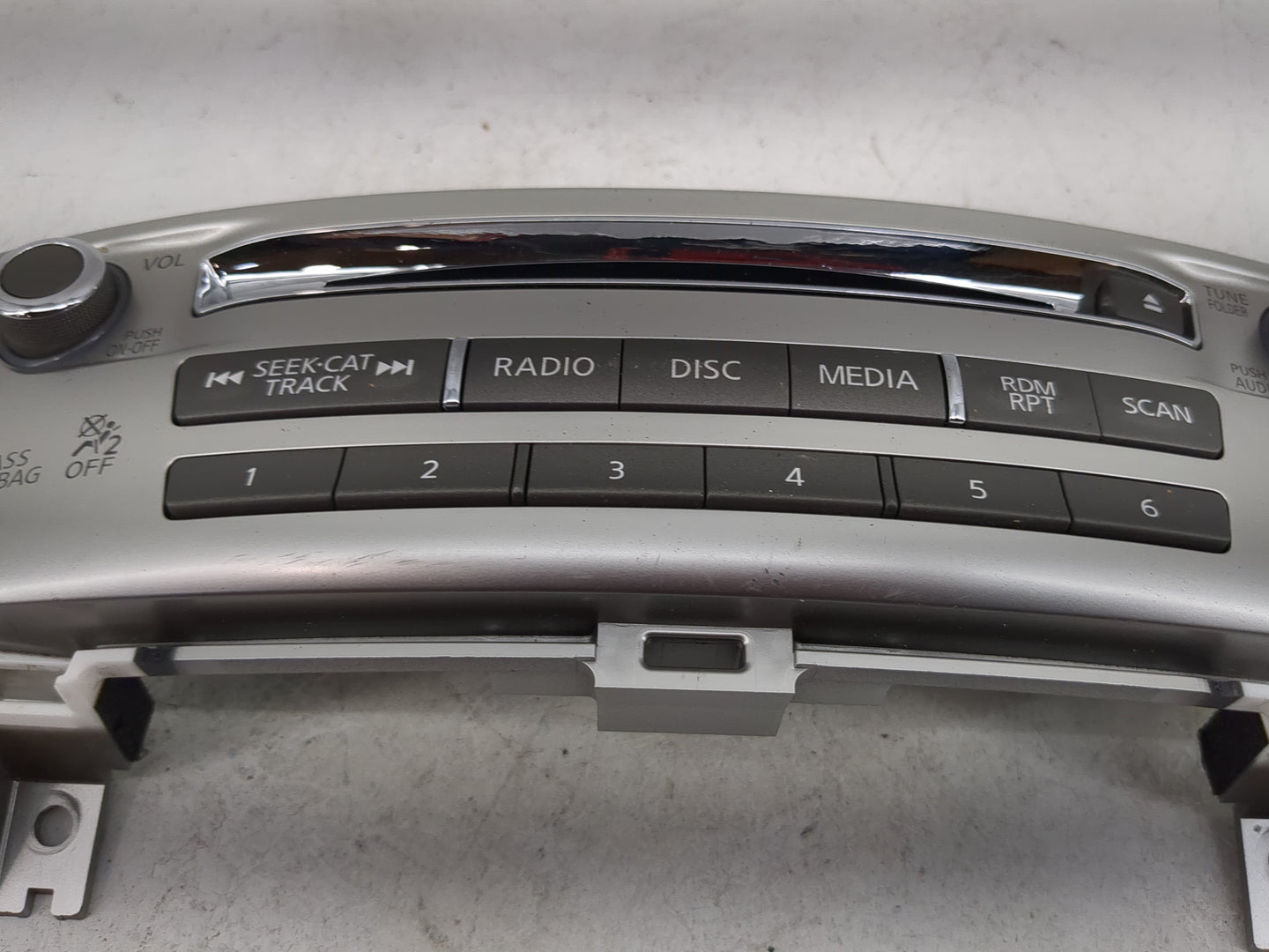 2013-2013 Infiniti Jx35 Radio Control Panel 1479765 - Oemusedautoparts1.com