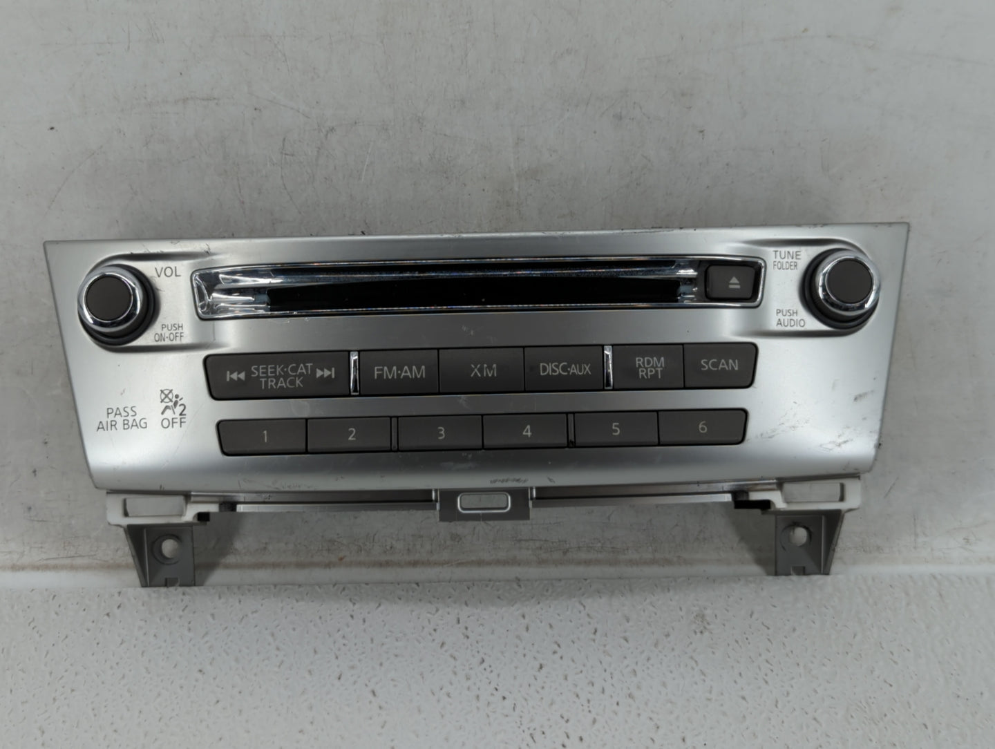 2013-2013 Infiniti Jx35 Radio Control Panel - Oemusedautoparts1.com