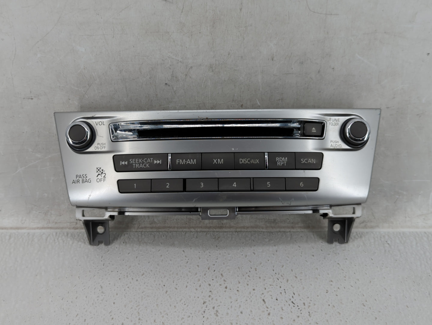 2013-2013 Infiniti Jx35 Radio Control Panel - Oemusedautoparts1.com