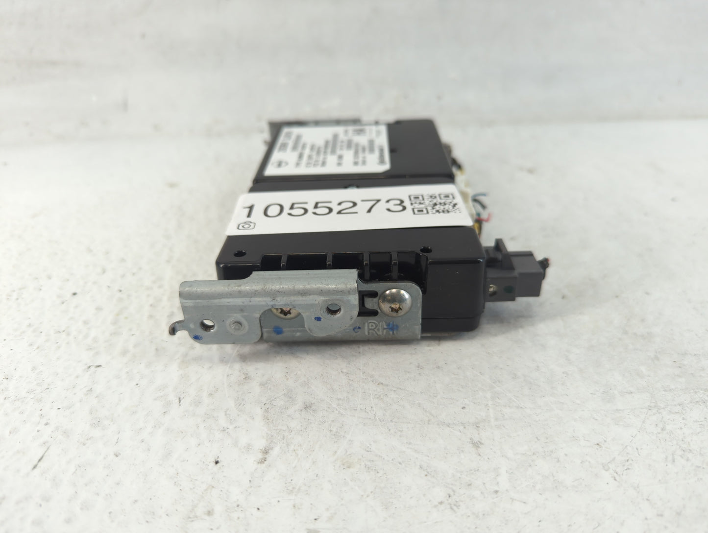 2014-2019 Infiniti Q50 Telematics Control Module 283b0 3ja2a - Oemusedautoparts1.com