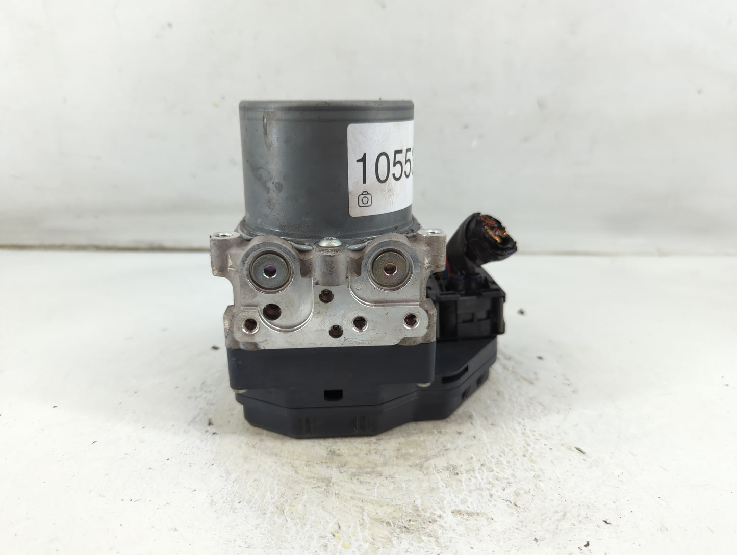 2014-2015 Infiniti Q50 ABS Pump Control Module Replacement P/N:47660 4GB1A 133800-5790 Fits Fits 2014 2015 OEM Used Auto Par