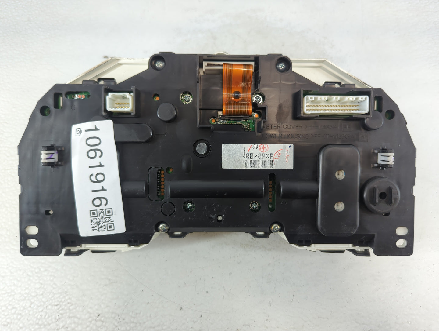2014-2015 Infiniti Q50 Instrument Cluster Speedometer Gauges Fits Fits 2014 2015 OEM Used Auto Parts - Oemusedautoparts1.com