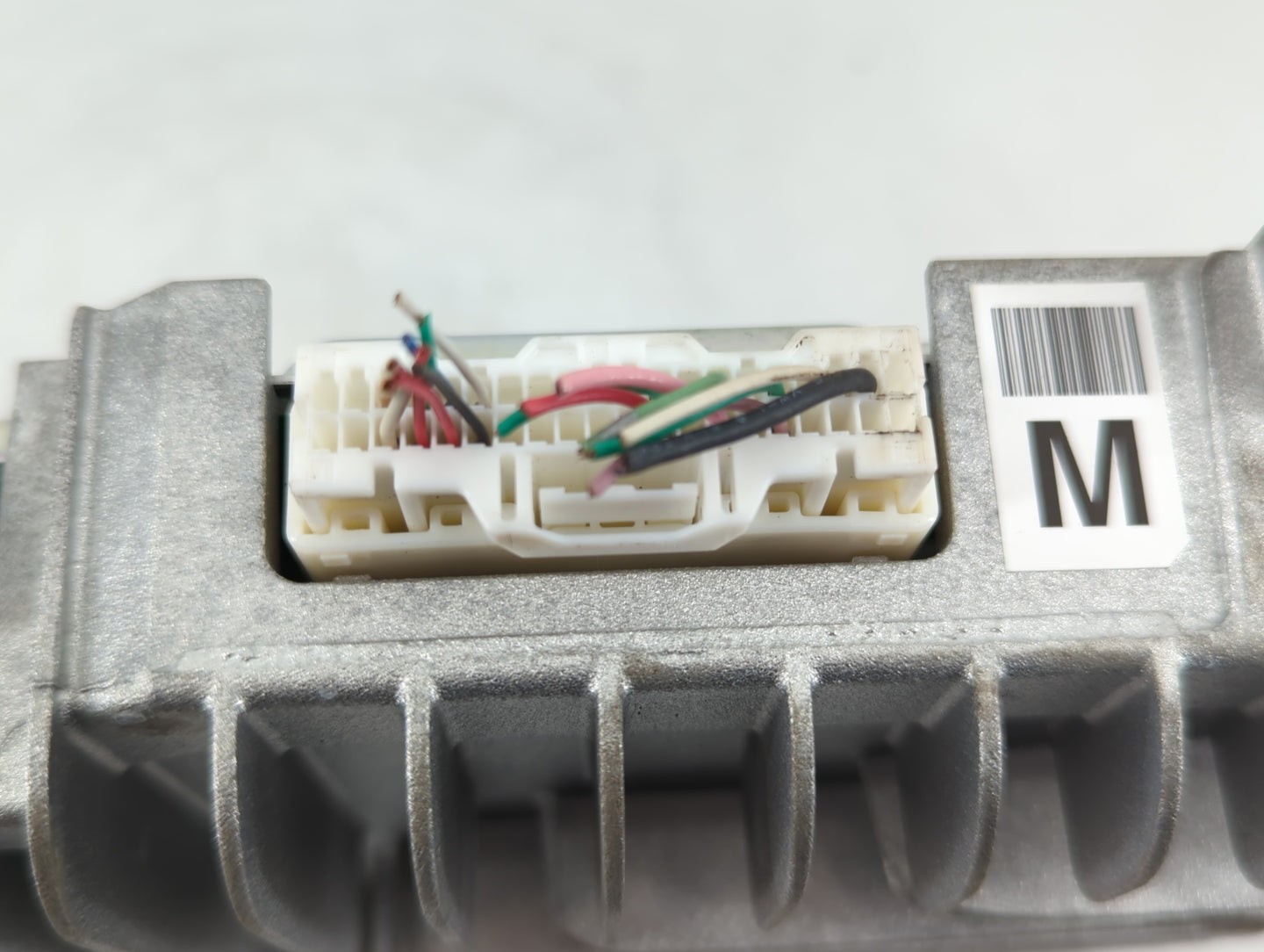 2015-2015 Infiniti Q50 Radio Speaker Amplifier 253914hb3b - Oemusedautoparts1.com