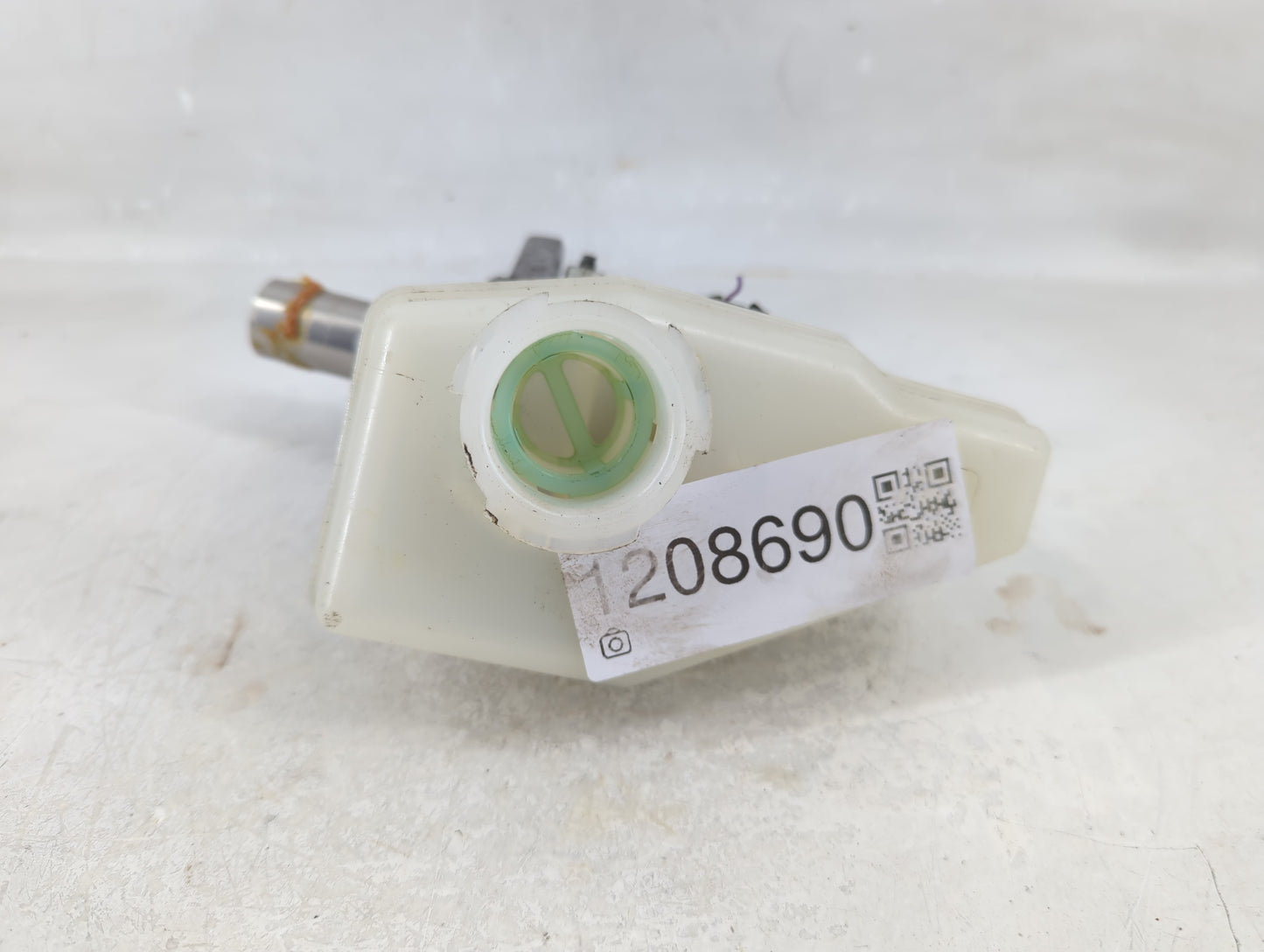 2014-2020 Infiniti Q50 Brake Master Cylinder 1208690 - Oemusedautoparts1.com