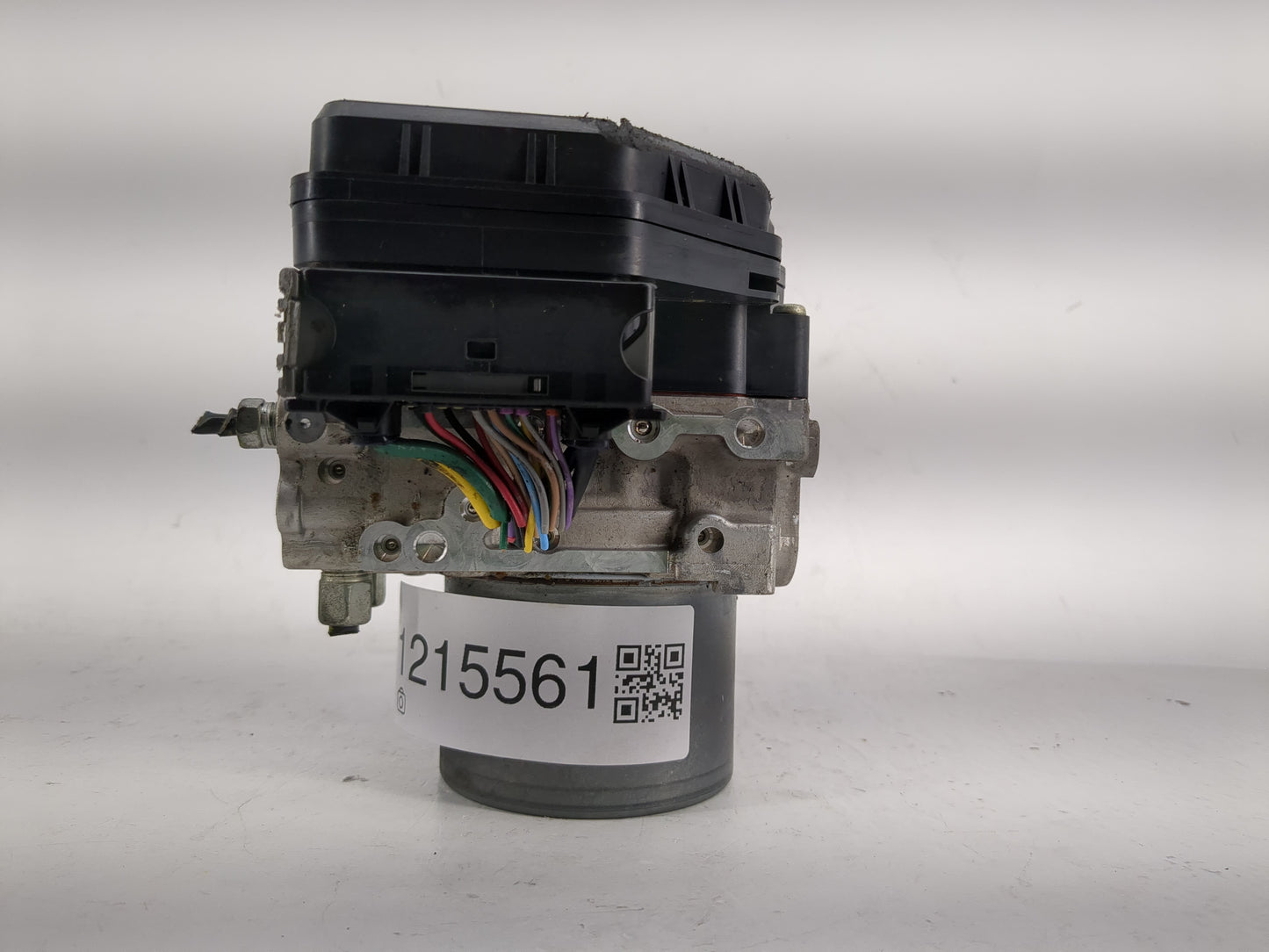 2015 Infiniti Q50 ABS Pump Control Module Replacement P/N:47660 4GB1A Fits OEM Used Auto Parts - Oemusedautoparts1.com