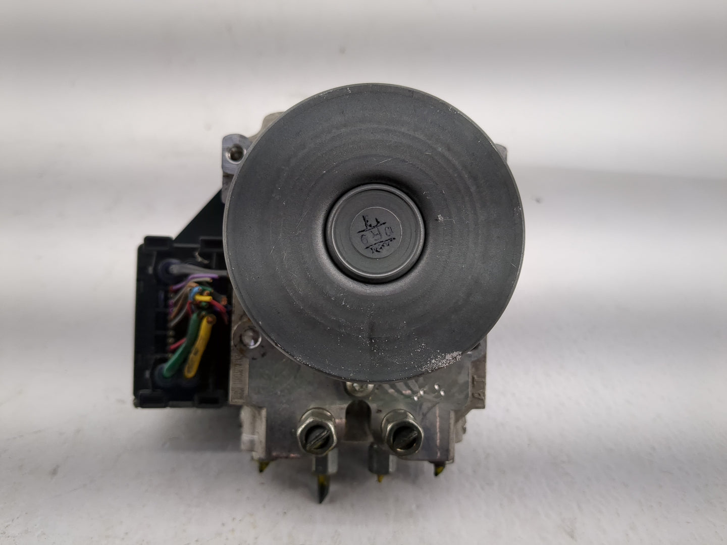 2015 Infiniti Q50 ABS Pump Control Module Replacement P/N:47660 4GB1A Fits OEM Used Auto Parts - Oemusedautoparts1.com