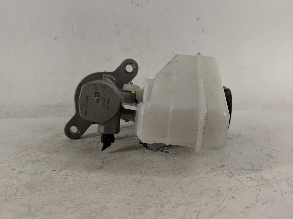 2014-2020 Infiniti Q50 Brake Master Cylinder 1221039 - Oemusedautoparts1.com