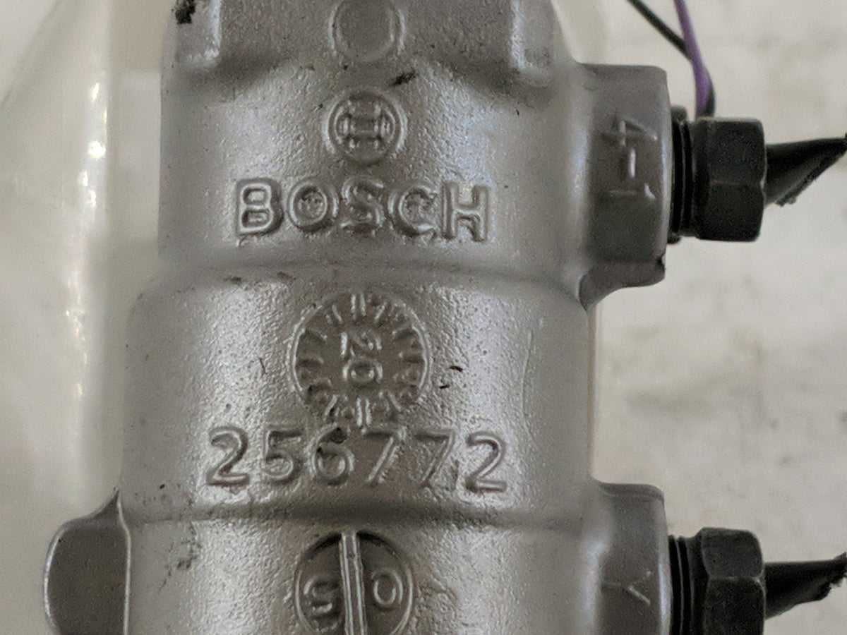 2014-2020 Infiniti Q50 Brake Master Cylinder 1221039 - Oemusedautoparts1.com