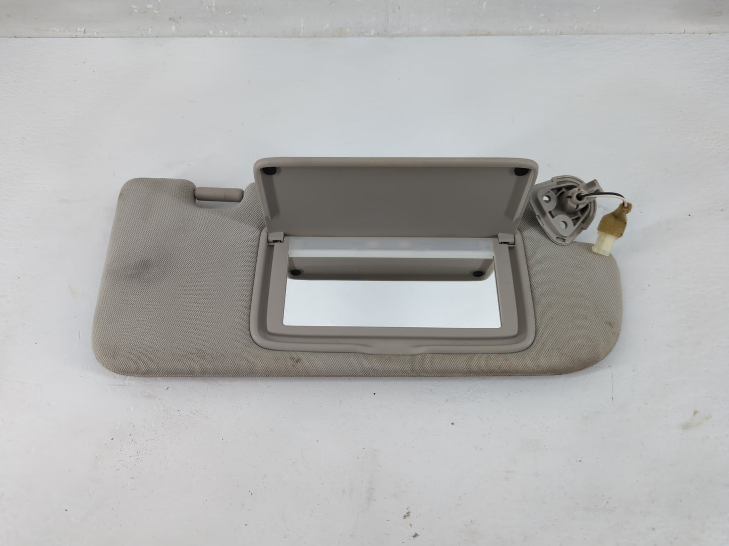 2014-2020 Infiniti Q50 Sun Visor Shade Replacement Passenger Right Mirror Fits Fits 2014 2015 2016 2017 2018 2019 2020 OEM U