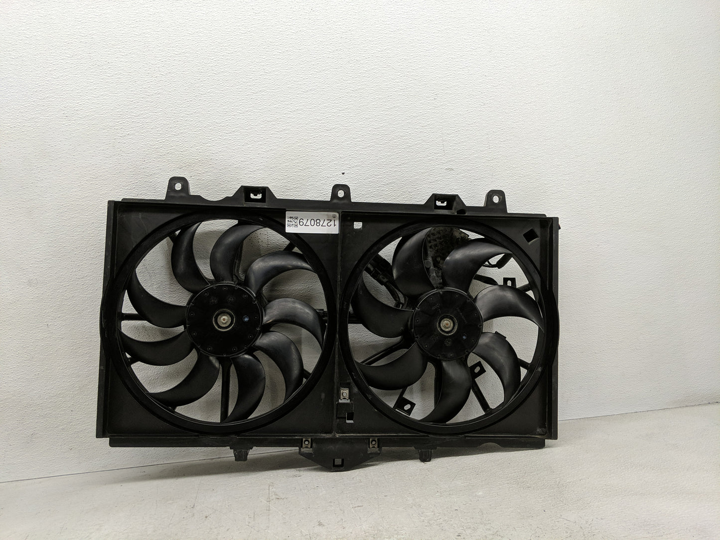 2014-2018 Infiniti Q50 Electric Radiator Cooling Fan Motor Assembly Fits Fits 2014 2016 2017 2018 OEM Used Auto Parts - Oemu