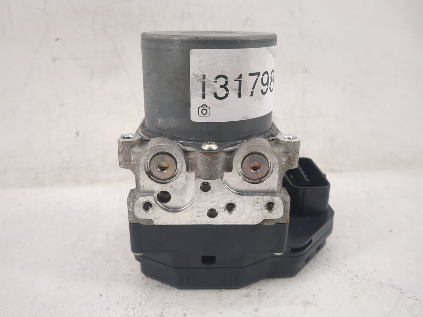 2014-2015 Infiniti Q50 ABS Pump Control Module Replacement P/N:47660 4GB1A 133800-5790 Fits Fits 2014 2015 OEM Used Auto Par