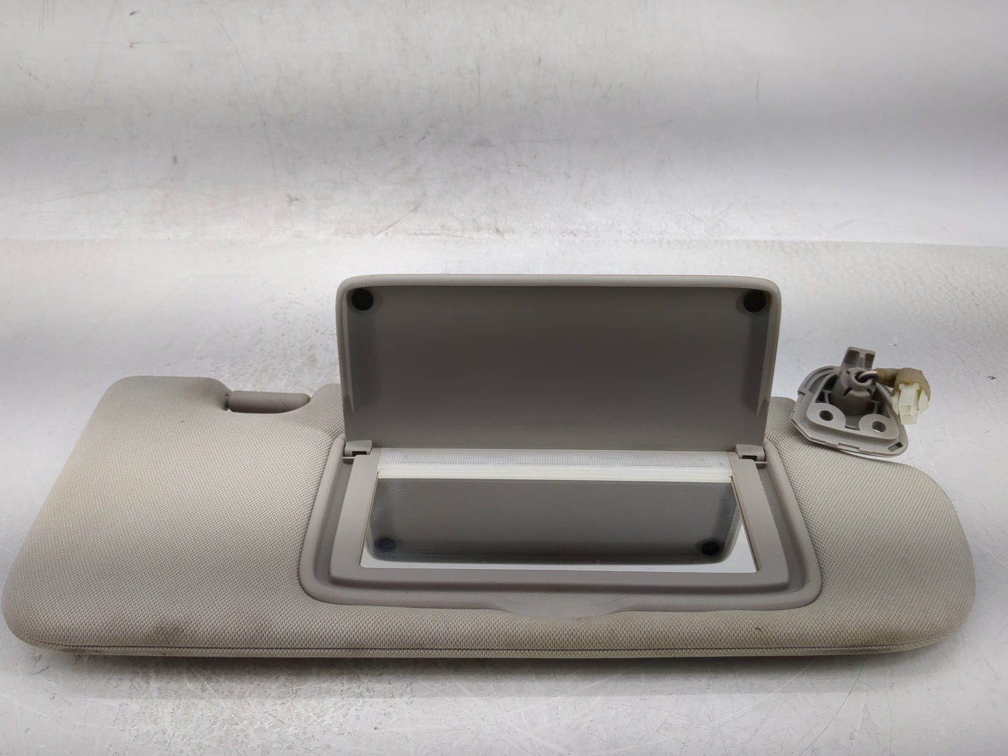 2014-2020 Infiniti Q50 Sun Visor Shade Replacement Passenger Right Mirror Fits Fits 2014 2015 2016 2017 2018 2019 2020 OEM U