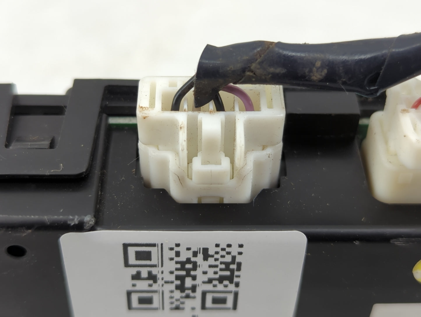 2014-2014 Infiniti Q50 Temperature Control Module 277604hf0c - Oemusedautoparts1.com