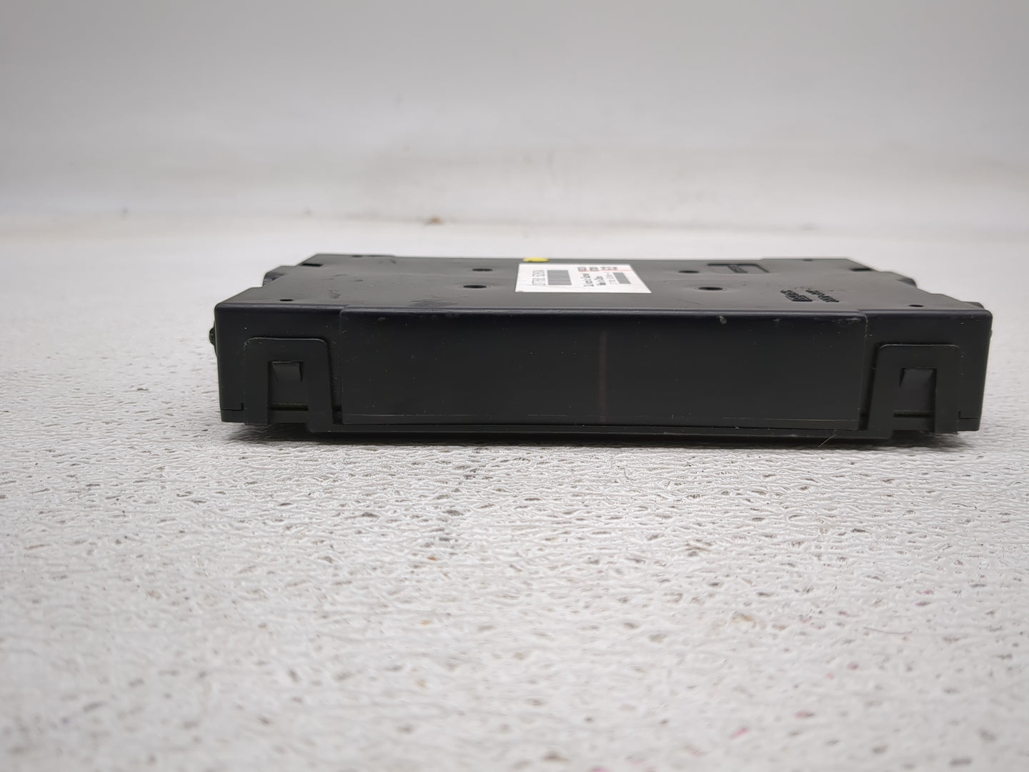 Infiniti Q50 Body Control Module Bcm Inner Cabin Fuse Box - Oemusedautoparts1.com