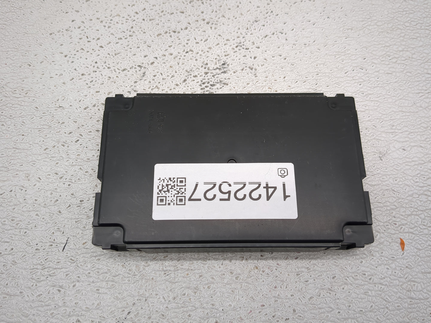 Infiniti Q50 Body Control Module Bcm Inner Cabin Fuse Box - Oemusedautoparts1.com