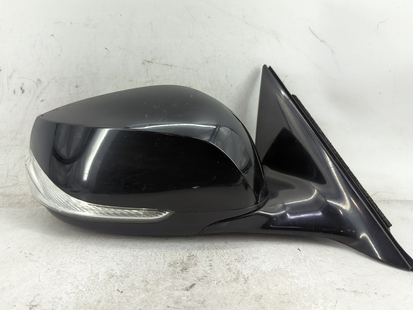 2014-2020 Infiniti Q50 Passenger Side View Mirror - Right Door Mirror OEM Used - Oemusedautoparts1.com