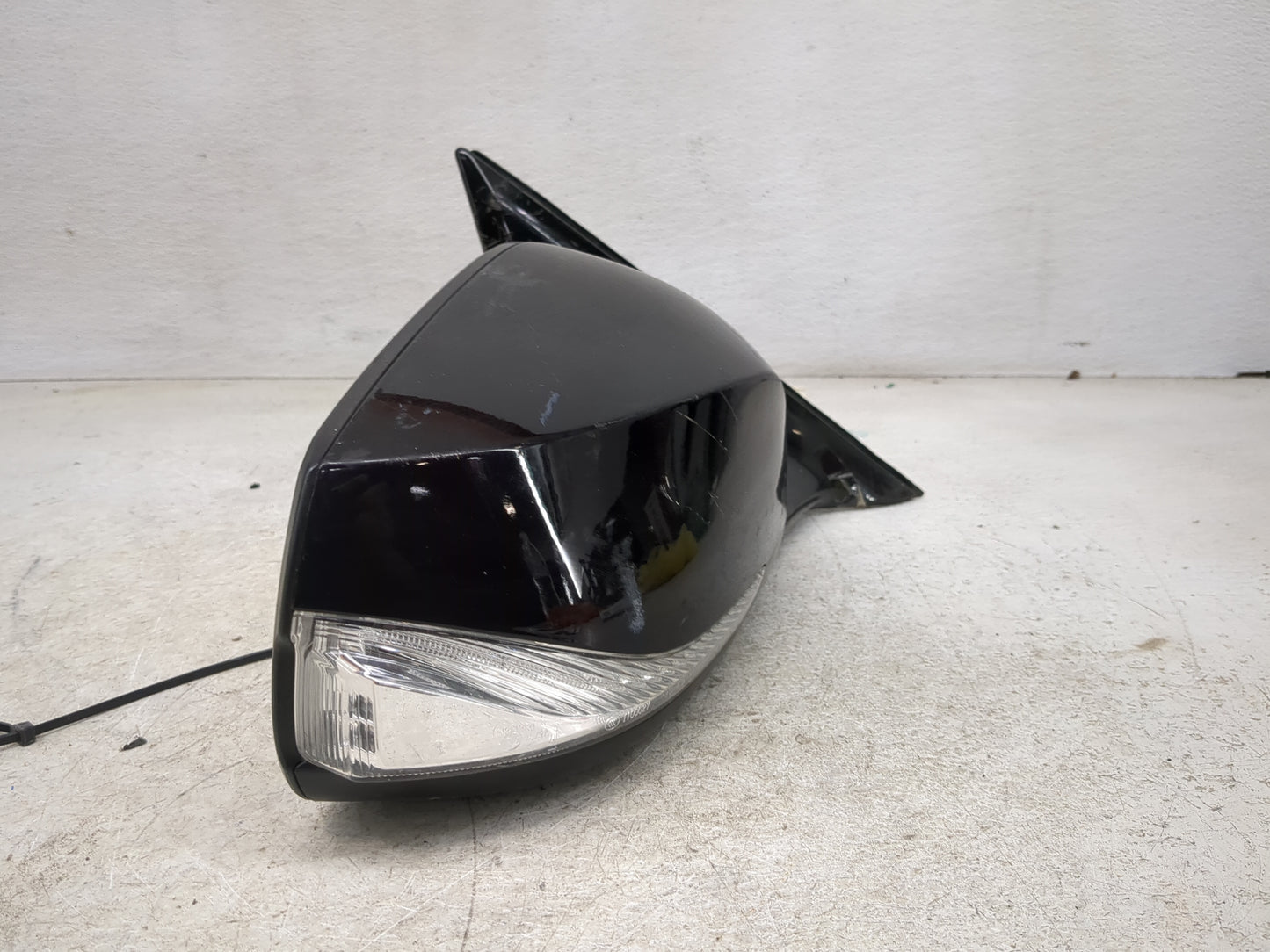 2014-2020 Infiniti Q50 Passenger Side View Mirror - Right Door Mirror OEM Used - Oemusedautoparts1.com