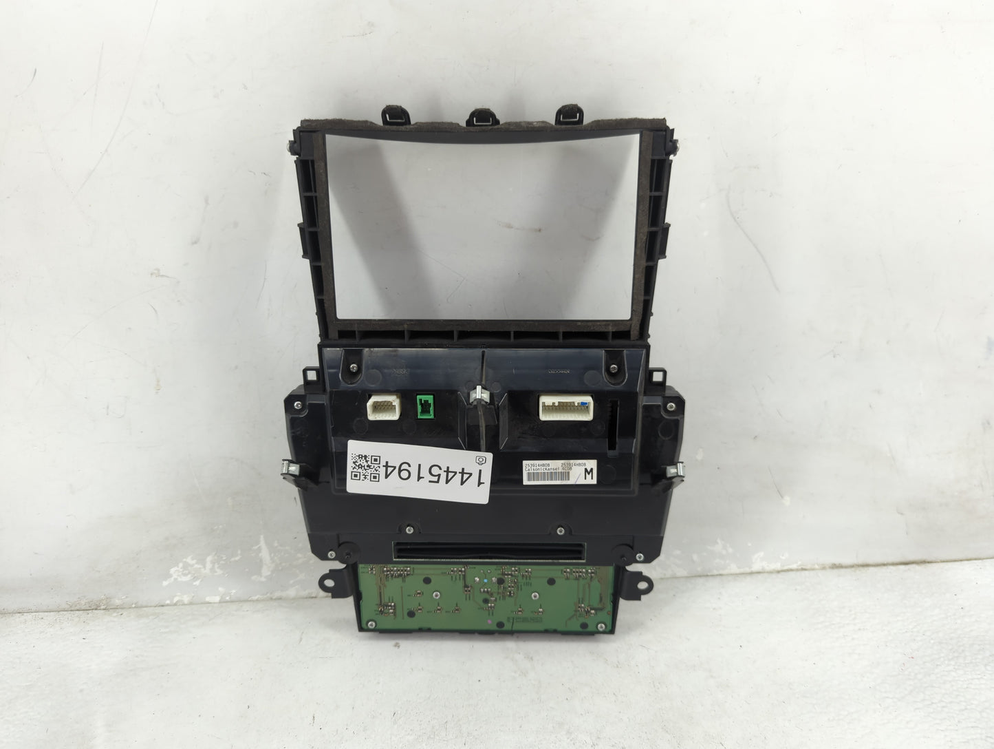 2014 Infiniti Q50 Climate Control Module Temperature AC/Heater Replacement P/N:253914HB0B Fits OEM Used Auto Parts - Oemused