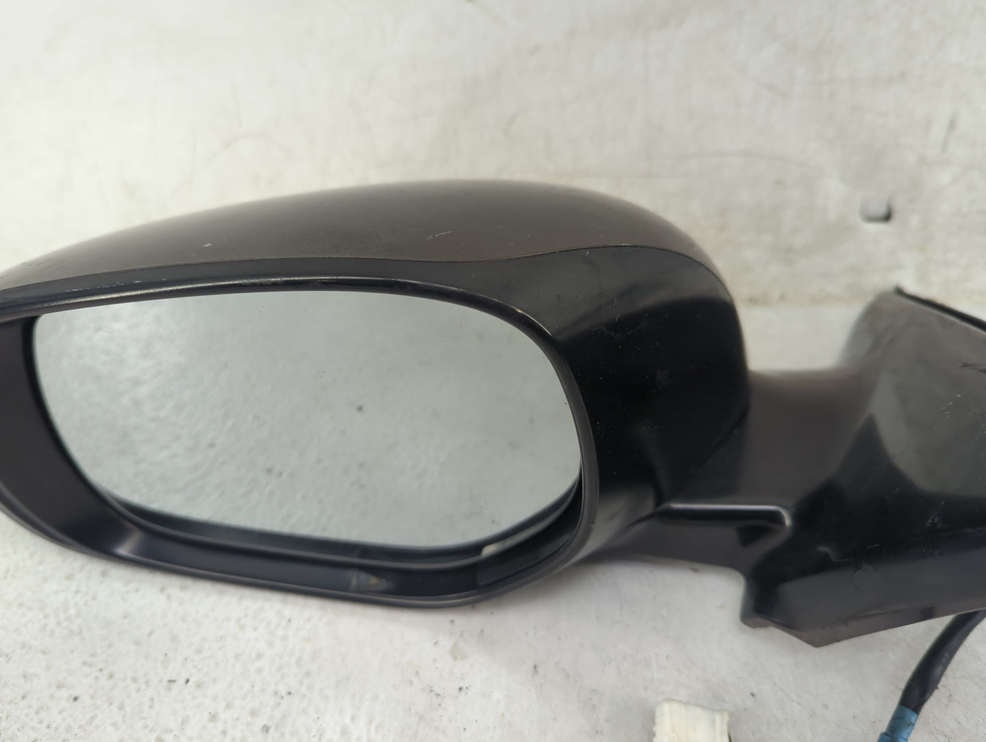 2014-2020 Infiniti Q50 Driver Side View Mirror - Left Door Mirror OEM Used - Oemusedautoparts1.com