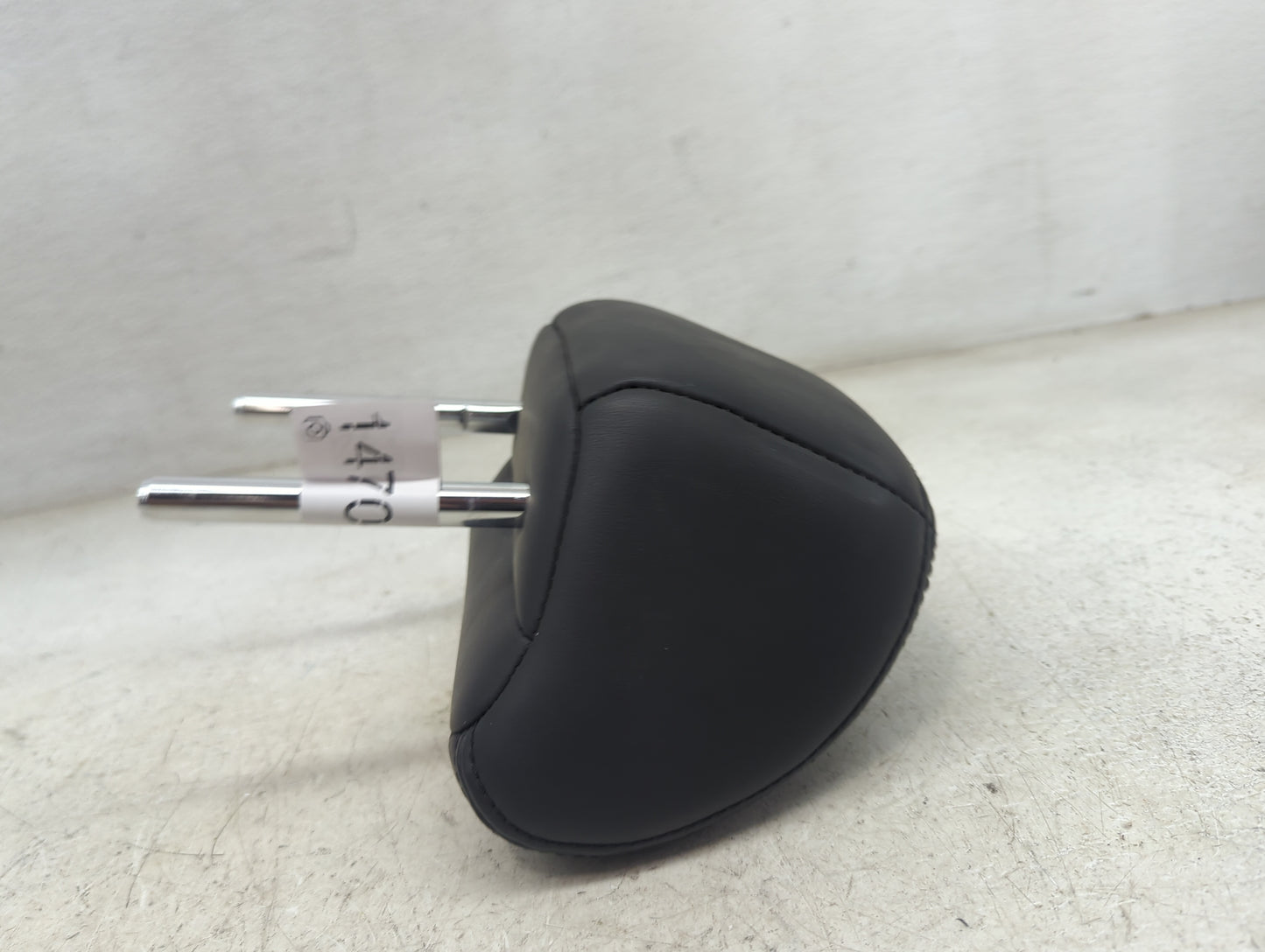 2014-2015 Infiniti Q50 Headrest Head Rest Rear Seat Fits Fits 2014 2015 OEM Used Auto Parts - Oemusedautoparts1.com
